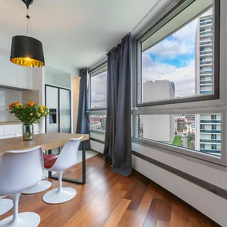 Comfortion Zaira - Suite De Luxe Avec Vue Sur La Defense Puteaux Exterior photo